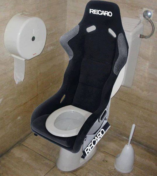 Vytunovaný záchod